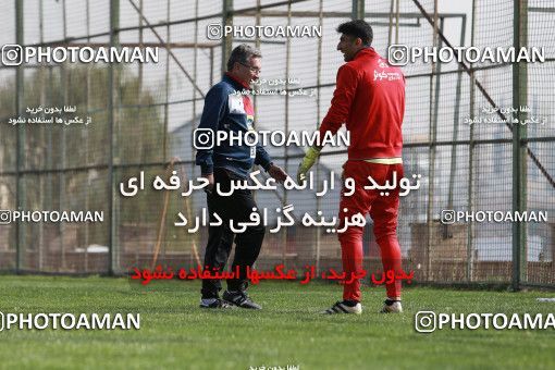 949010, Tehran, , Persepolis Football Team Training Session on 2017/11/22 at 