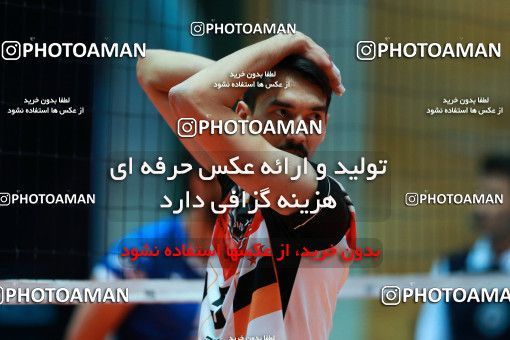 954561, Tehran, , Iran Volleyball Super League، Shahid Hojaji Cup، 2017-18 season، First Leg، Week 3، Sarmayeh Bank v Paykan on 2017/10/18 at Volleyball House of Tehran  / ([*parameter:140*] - [*parameter:139*]) (3-۱)