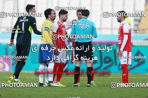 997525, Tehran, , جام حذفی فوتبال ایران, Quarter-final, Khorramshahr Cup, Persepolis 1 v 1 Sanat Naft Abadan on 2017/12/19 at Azadi Stadium