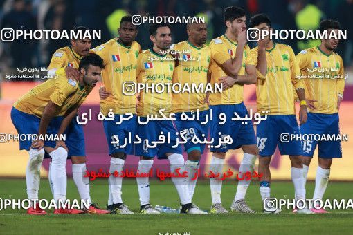997379, Tehran, , جام حذفی فوتبال ایران, Quarter-final, Khorramshahr Cup, Persepolis 1 v 1 Sanat Naft Abadan on 2017/12/19 at Azadi Stadium