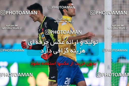 997252, Tehran, , جام حذفی فوتبال ایران, Quarter-final, Khorramshahr Cup, Persepolis 1 v 1 Sanat Naft Abadan on 2017/12/19 at Azadi Stadium