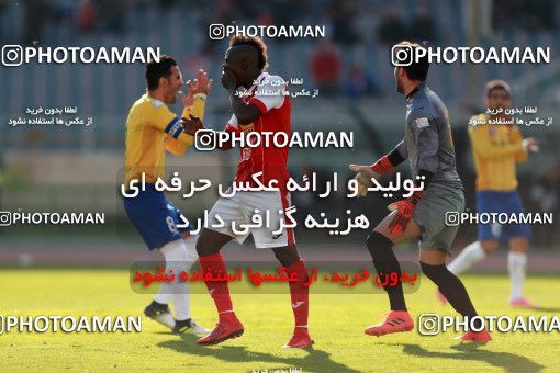 997962, Tehran, , جام حذفی فوتبال ایران, Quarter-final, Khorramshahr Cup, Persepolis 1 v 1 Sanat Naft Abadan on 2017/12/19 at Azadi Stadium