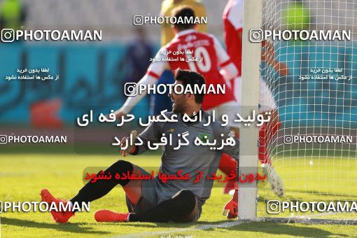 998431, Tehran, , جام حذفی فوتبال ایران, Quarter-final, Khorramshahr Cup, Persepolis 1 v 1 Sanat Naft Abadan on 2017/12/19 at Azadi Stadium