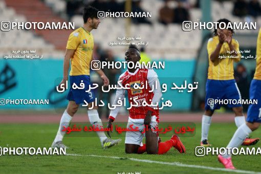 998245, Tehran, , جام حذفی فوتبال ایران, Quarter-final, Khorramshahr Cup, Persepolis 1 v 1 Sanat Naft Abadan on 2017/12/19 at Azadi Stadium