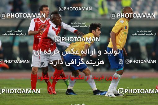 998197, Tehran, , جام حذفی فوتبال ایران, Quarter-final, Khorramshahr Cup, Persepolis 1 v 1 Sanat Naft Abadan on 2017/12/19 at Azadi Stadium