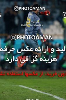 998242, Tehran, , جام حذفی فوتبال ایران, Quarter-final, Khorramshahr Cup, Persepolis 1 v 1 Sanat Naft Abadan on 2017/12/19 at Azadi Stadium