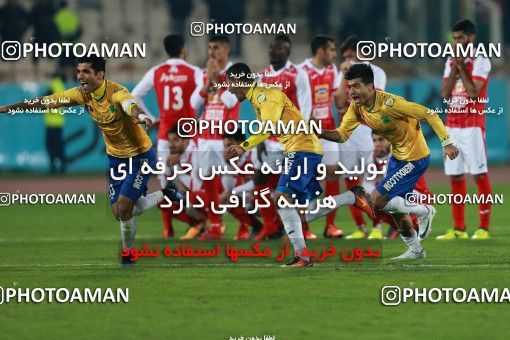 998085, Tehran, , جام حذفی فوتبال ایران, Quarter-final, Khorramshahr Cup, Persepolis 1 v 1 Sanat Naft Abadan on 2017/12/19 at Azadi Stadium