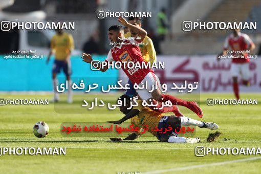 998940, Tehran, , جام حذفی فوتبال ایران, Quarter-final, Khorramshahr Cup, Persepolis 1 v 1 Sanat Naft Abadan on 2017/12/19 at Azadi Stadium