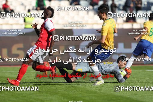 999236, Tehran, , جام حذفی فوتبال ایران, Quarter-final, Khorramshahr Cup, Persepolis 1 v 1 Sanat Naft Abadan on 2017/12/19 at Azadi Stadium