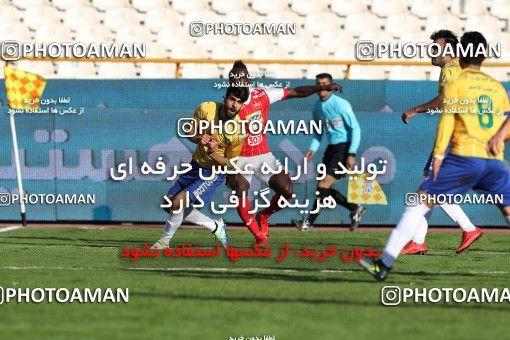 999026, Tehran, , جام حذفی فوتبال ایران, Quarter-final, Khorramshahr Cup, Persepolis 1 v 1 Sanat Naft Abadan on 2017/12/19 at Azadi Stadium