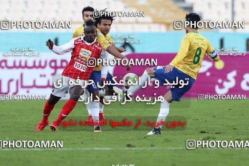 999240, Tehran, , جام حذفی فوتبال ایران, Quarter-final, Khorramshahr Cup, Persepolis 1 v 1 Sanat Naft Abadan on 2017/12/19 at Azadi Stadium