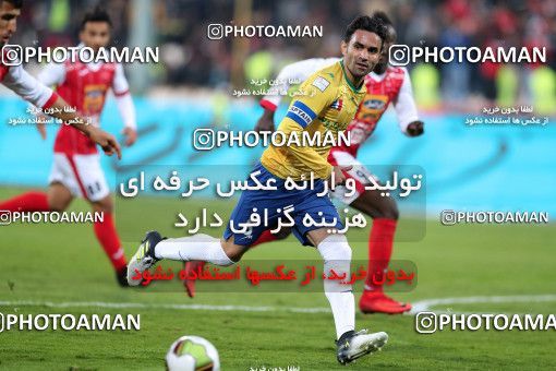 999024, Tehran, , جام حذفی فوتبال ایران, Quarter-final, Khorramshahr Cup, Persepolis 1 v 1 Sanat Naft Abadan on 2017/12/19 at Azadi Stadium