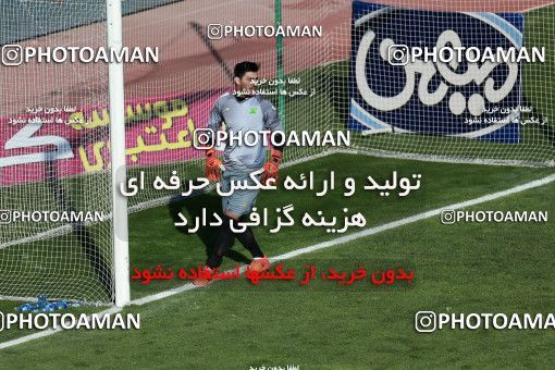 959890, Tehran, , Iranian Hazfi Cup, 1.4 round, Khorramshahr Cup, Persepolis ۱ v ۱ Sanat Naft Abadan on 2017/12/19 at Azadi Stadium