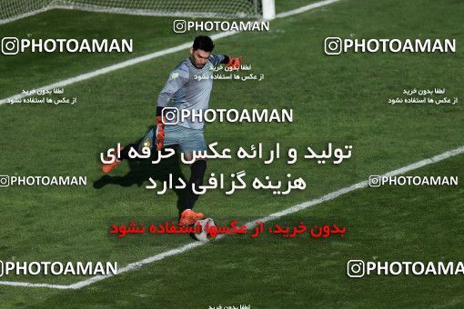 960179, Tehran, , Iranian Hazfi Cup, 1.4 round, Khorramshahr Cup, Persepolis ۱ v ۱ Sanat Naft Abadan on 2017/12/19 at Azadi Stadium