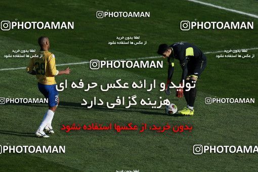 960237, Tehran, , جام حذفی فوتبال ایران, Quarter-final, Khorramshahr Cup, Persepolis 1 v 1 Sanat Naft Abadan on 2017/12/19 at Azadi Stadium