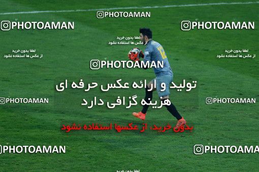 959512, Tehran, , جام حذفی فوتبال ایران, Quarter-final, Khorramshahr Cup, Persepolis 1 v 1 Sanat Naft Abadan on 2017/12/19 at Azadi Stadium