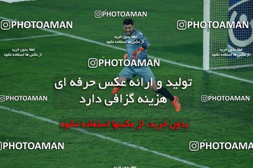 960172, Tehran, , Iranian Hazfi Cup, 1.4 round, Khorramshahr Cup, Persepolis ۱ v ۱ Sanat Naft Abadan on 2017/12/19 at Azadi Stadium