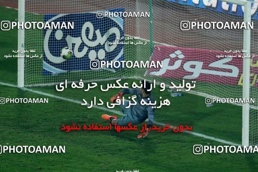 959938, Tehran, , جام حذفی فوتبال ایران, Quarter-final, Khorramshahr Cup, Persepolis 1 v 1 Sanat Naft Abadan on 2017/12/19 at Azadi Stadium