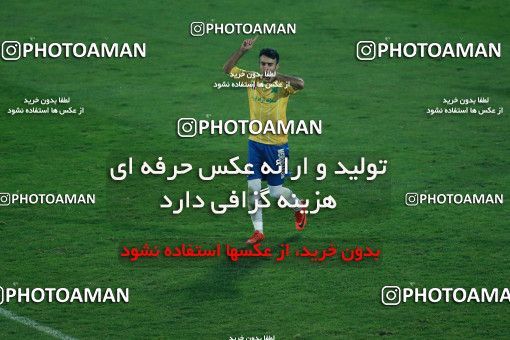 959819, Tehran, , جام حذفی فوتبال ایران, Quarter-final, Khorramshahr Cup, Persepolis 1 v 1 Sanat Naft Abadan on 2017/12/19 at Azadi Stadium