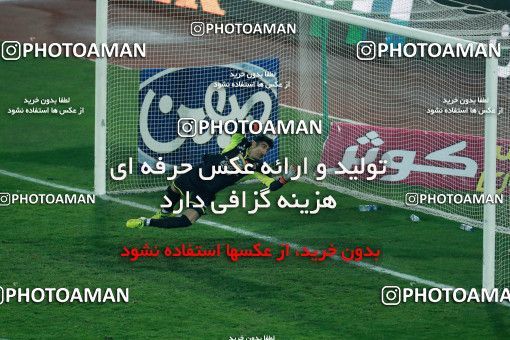 960131, Tehran, , جام حذفی فوتبال ایران, Quarter-final, Khorramshahr Cup, Persepolis 1 v 1 Sanat Naft Abadan on 2017/12/19 at Azadi Stadium