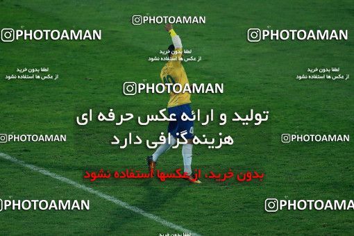960216, Tehran, , جام حذفی فوتبال ایران, Quarter-final, Khorramshahr Cup, Persepolis 1 v 1 Sanat Naft Abadan on 2017/12/19 at Azadi Stadium