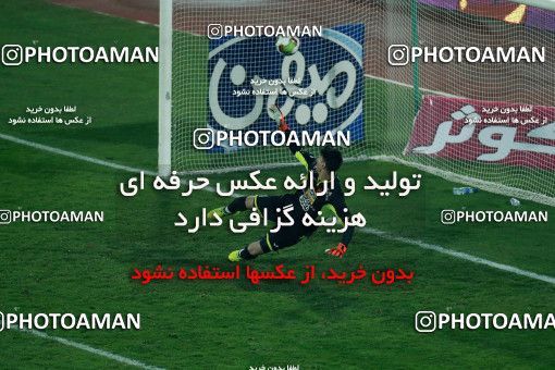 959974, Tehran, , Iranian Hazfi Cup, 1.4 round, Khorramshahr Cup, Persepolis ۱ v ۱ Sanat Naft Abadan on 2017/12/19 at Azadi Stadium