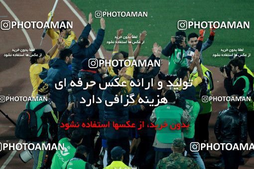 960192, Tehran, , جام حذفی فوتبال ایران, Quarter-final, Khorramshahr Cup, Persepolis 1 v 1 Sanat Naft Abadan on 2017/12/19 at Azadi Stadium