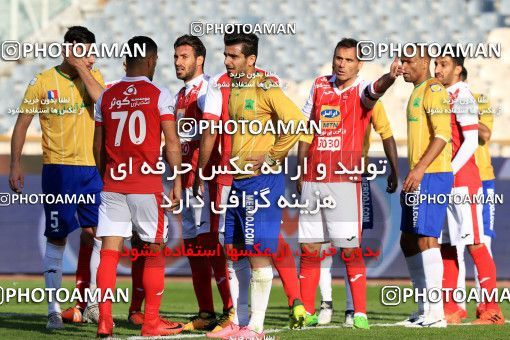 999510, Tehran, , جام حذفی فوتبال ایران, Quarter-final, Khorramshahr Cup, Persepolis 1 v 1 Sanat Naft Abadan on 2017/12/19 at Azadi Stadium