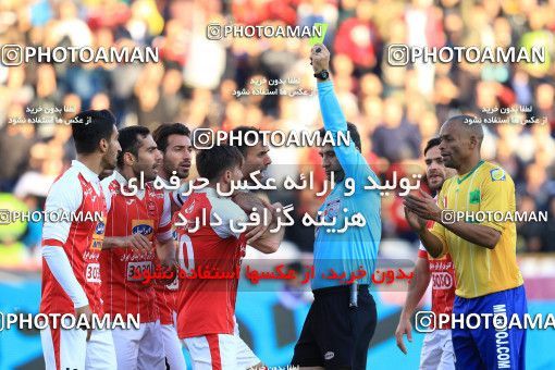 999615, Tehran, , جام حذفی فوتبال ایران, Quarter-final, Khorramshahr Cup, Persepolis 1 v 1 Sanat Naft Abadan on 2017/12/19 at Azadi Stadium