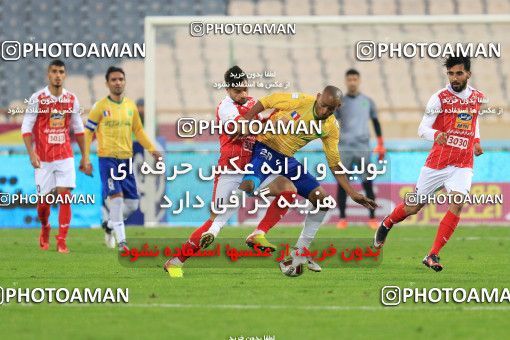 999805, Tehran, , جام حذفی فوتبال ایران, Quarter-final, Khorramshahr Cup, Persepolis 1 v 1 Sanat Naft Abadan on 2017/12/19 at Azadi Stadium