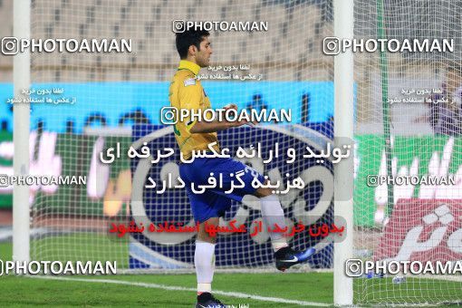 999512, Tehran, , جام حذفی فوتبال ایران, Quarter-final, Khorramshahr Cup, Persepolis 1 v 1 Sanat Naft Abadan on 2017/12/19 at Azadi Stadium