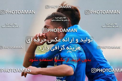 999962, Tehran, , جام حذفی فوتبال ایران, Quarter-final, Khorramshahr Cup, Esteghlal 3 v 0 Iran Javan Boushehr on 2017/12/20 at Azadi Stadium