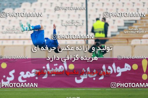 999893, Tehran, , جام حذفی فوتبال ایران, Quarter-final, Khorramshahr Cup, Esteghlal 3 v 0 Iran Javan Boushehr on 2017/12/20 at Azadi Stadium