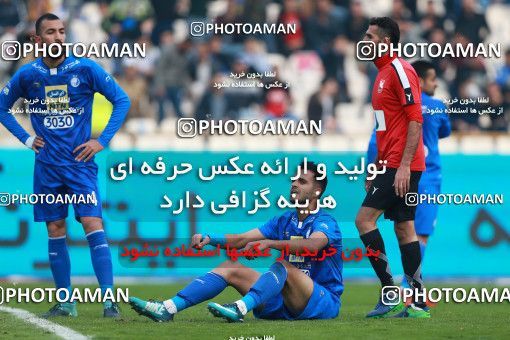 1001135, Tehran, , جام حذفی فوتبال ایران, Quarter-final, Khorramshahr Cup, Esteghlal 3 v 0 Iran Javan Boushehr on 2017/12/20 at Azadi Stadium