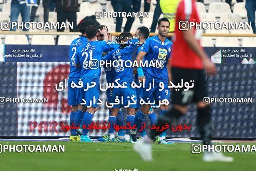 1001698, Tehran, , جام حذفی فوتبال ایران, Quarter-final, Khorramshahr Cup, Esteghlal 3 v 0 Iran Javan Boushehr on 2017/12/20 at Azadi Stadium