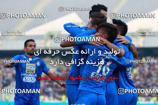 1000692, Tehran, , جام حذفی فوتبال ایران, Quarter-final, Khorramshahr Cup, Esteghlal 3 v 0 Iran Javan Boushehr on 2017/12/20 at Azadi Stadium