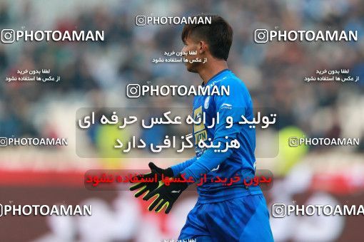 1000942, Tehran, , جام حذفی فوتبال ایران, Quarter-final, Khorramshahr Cup, Esteghlal 3 v 0 Iran Javan Boushehr on 2017/12/20 at Azadi Stadium