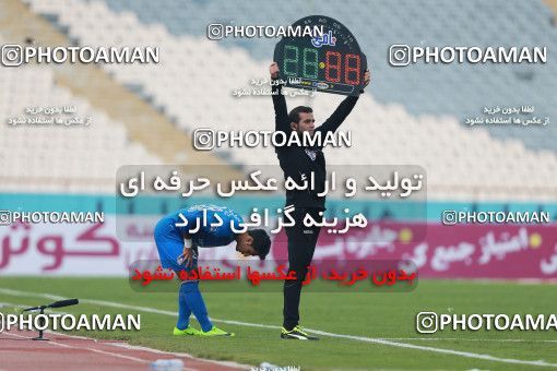 1001486, Tehran, , جام حذفی فوتبال ایران, Quarter-final, Khorramshahr Cup, Esteghlal 3 v 0 Iran Javan Boushehr on 2017/12/20 at Azadi Stadium