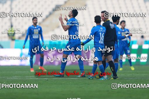 1001058, Tehran, , جام حذفی فوتبال ایران, Quarter-final, Khorramshahr Cup, Esteghlal 3 v 0 Iran Javan Boushehr on 2017/12/20 at Azadi Stadium