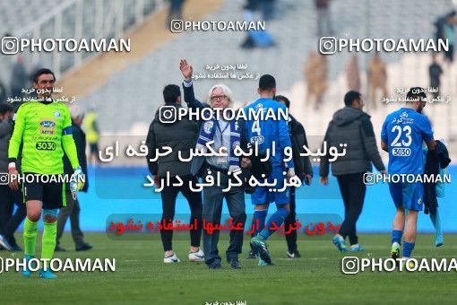 1001306, Tehran, , جام حذفی فوتبال ایران, Quarter-final, Khorramshahr Cup, Esteghlal 3 v 0 Iran Javan Boushehr on 2017/12/20 at Azadi Stadium