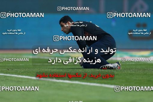 960621, Tehran, , جام حذفی فوتبال ایران, Quarter-final, Khorramshahr Cup, Esteghlal 3 v 0 Iran Javan Boushehr on 2017/12/20 at Azadi Stadium