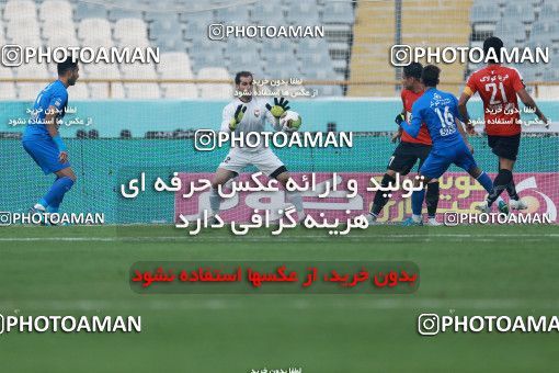 961295, Tehran, , جام حذفی فوتبال ایران, Quarter-final, Khorramshahr Cup, Esteghlal 3 v 0 Iran Javan Boushehr on 2017/12/20 at Azadi Stadium