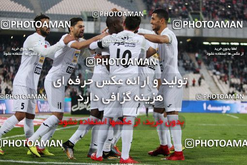 994123, Tehran, , جام حذفی فوتبال ایران, Eighth final, Khorramshahr Cup, Badran Tehran 1 v 2 Persepolis on 2017/12/15 at Azadi Stadium