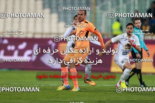 962560, Tehran, , جام حذفی فوتبال ایران, Eighth final, Khorramshahr Cup, Badran Tehran 1 v 2 Persepolis on 2017/12/15 at Azadi Stadium