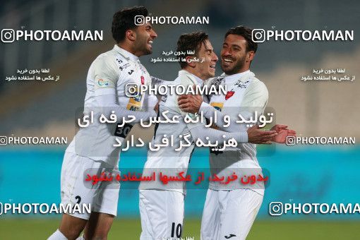 962779, Tehran, , جام حذفی فوتبال ایران, Eighth final, Khorramshahr Cup, Badran Tehran 1 v 2 Persepolis on 2017/12/15 at Azadi Stadium