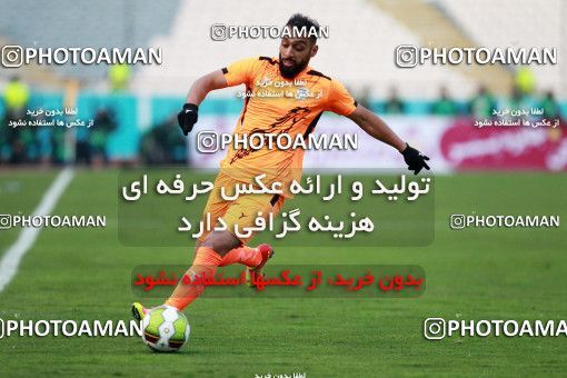 962113, Tehran, , جام حذفی فوتبال ایران, Eighth final, Khorramshahr Cup, Badran Tehran 1 v 2 Persepolis on 2017/12/15 at Azadi Stadium