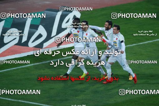 993735, Tehran, , جام حذفی فوتبال ایران, Eighth final, Khorramshahr Cup, Badran Tehran 1 v 2 Persepolis on 2017/12/15 at Azadi Stadium