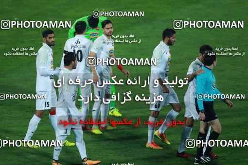 993067, Tehran, , جام حذفی فوتبال ایران, Eighth final, Khorramshahr Cup, Badran Tehran 1 v 2 Persepolis on 2017/12/15 at Azadi Stadium
