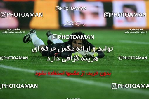 1045743, Tehran, [*parameter:4*], لیگ برتر فوتبال ایران، Persian Gulf Cup، Week 12، First Leg، Esteghlal 1 v 0 Mes Sarcheshmeh on 2011/10/30 at Azadi Stadium