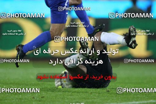 964166, Tehran, [*parameter:4*], لیگ برتر فوتبال ایران، Persian Gulf Cup، Week 12، First Leg، Esteghlal 1 v 0 Mes Sarcheshmeh on 2011/10/30 at Azadi Stadium